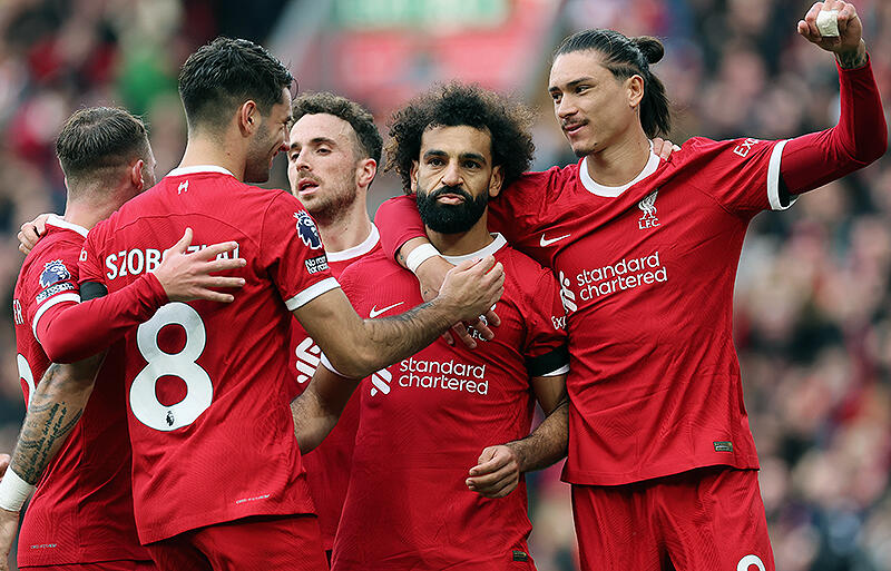 大本命苦戦で混戦模様のなかでリバプールが首位ターン