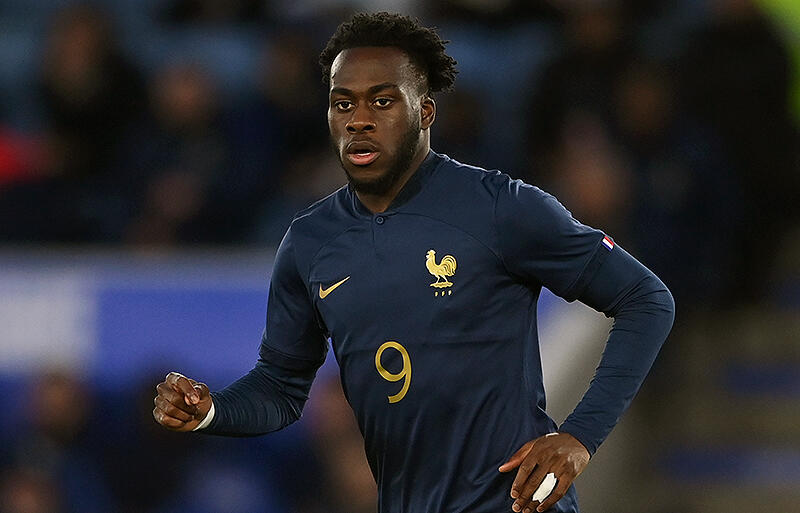 フランクフルト行き取り沙汰されるカリムエンド