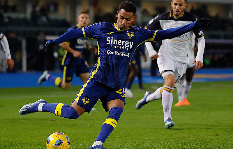 アストン・ビラ関心のウンゴニエ