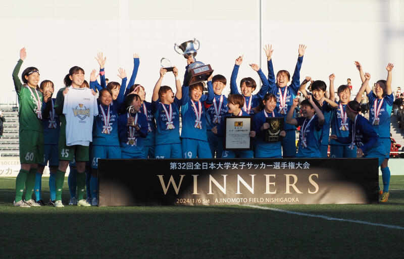 山梨学院が創部10年目にして初戴冠。