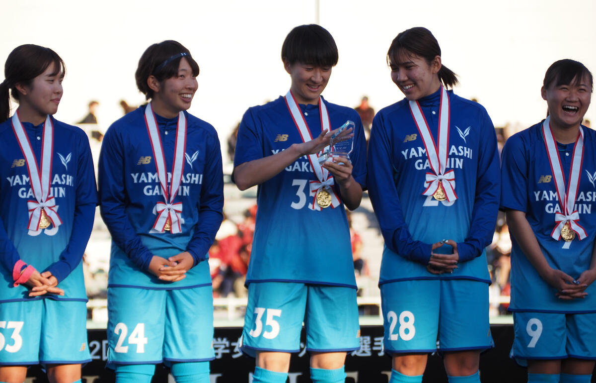 インカレ決勝MVPに選出された山梨学院大学の3年生MF嶋田華