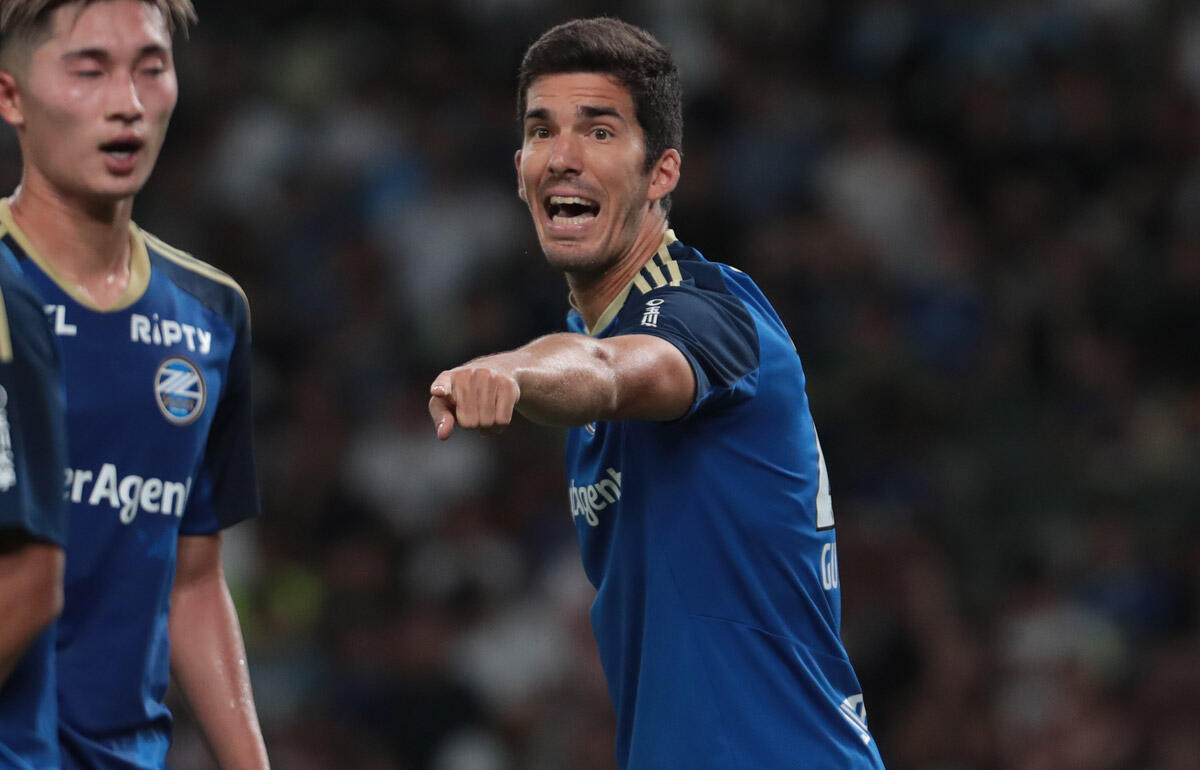 長崎退団が発表されたDFカルロス・グティエレス