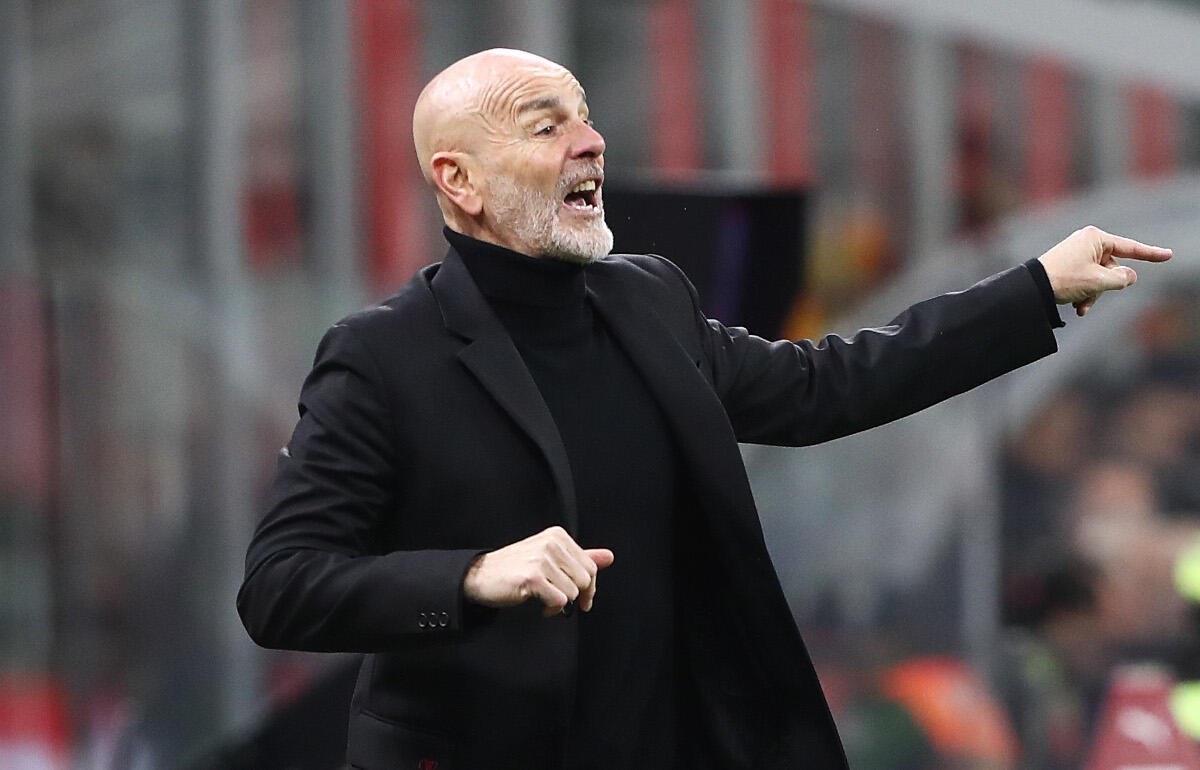 判定に納得がいっていないピオリ監督