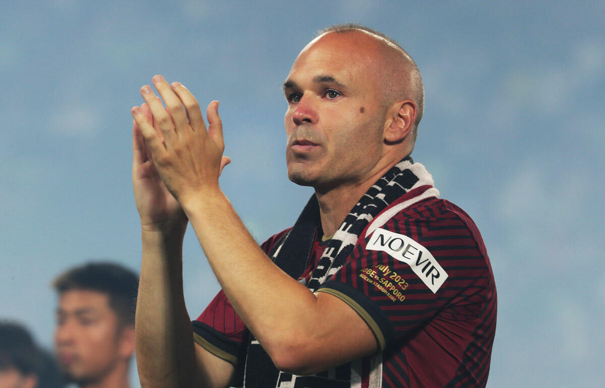 イニエスタが阪神・淡路大震災に寄り添う