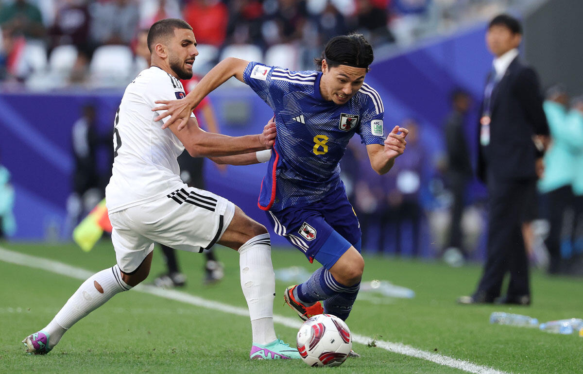 左サイドで先発した南野拓実