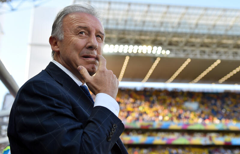 かつて指揮したチーム同士の一戦に足を運ぶ。