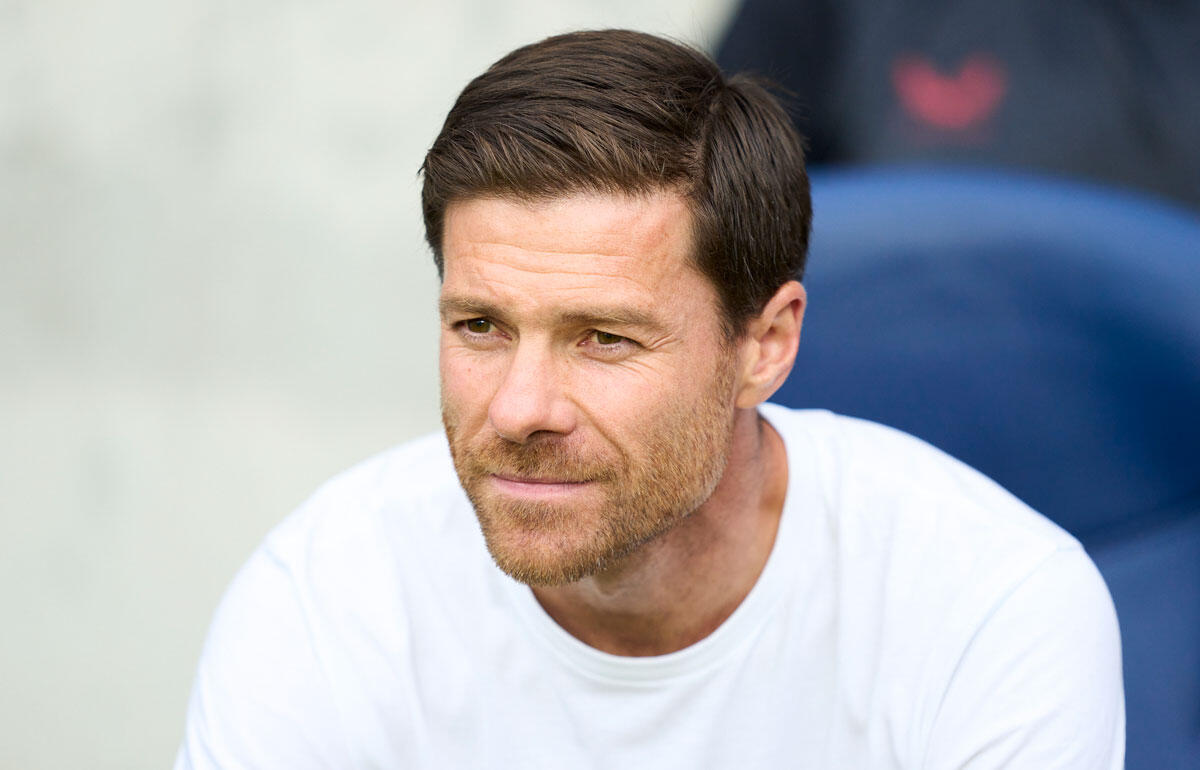 レバークーゼンのシャビ・アロンソ監督