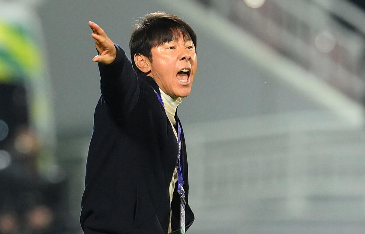 日本代表と対戦したインドネシアのシン・テヨン監督