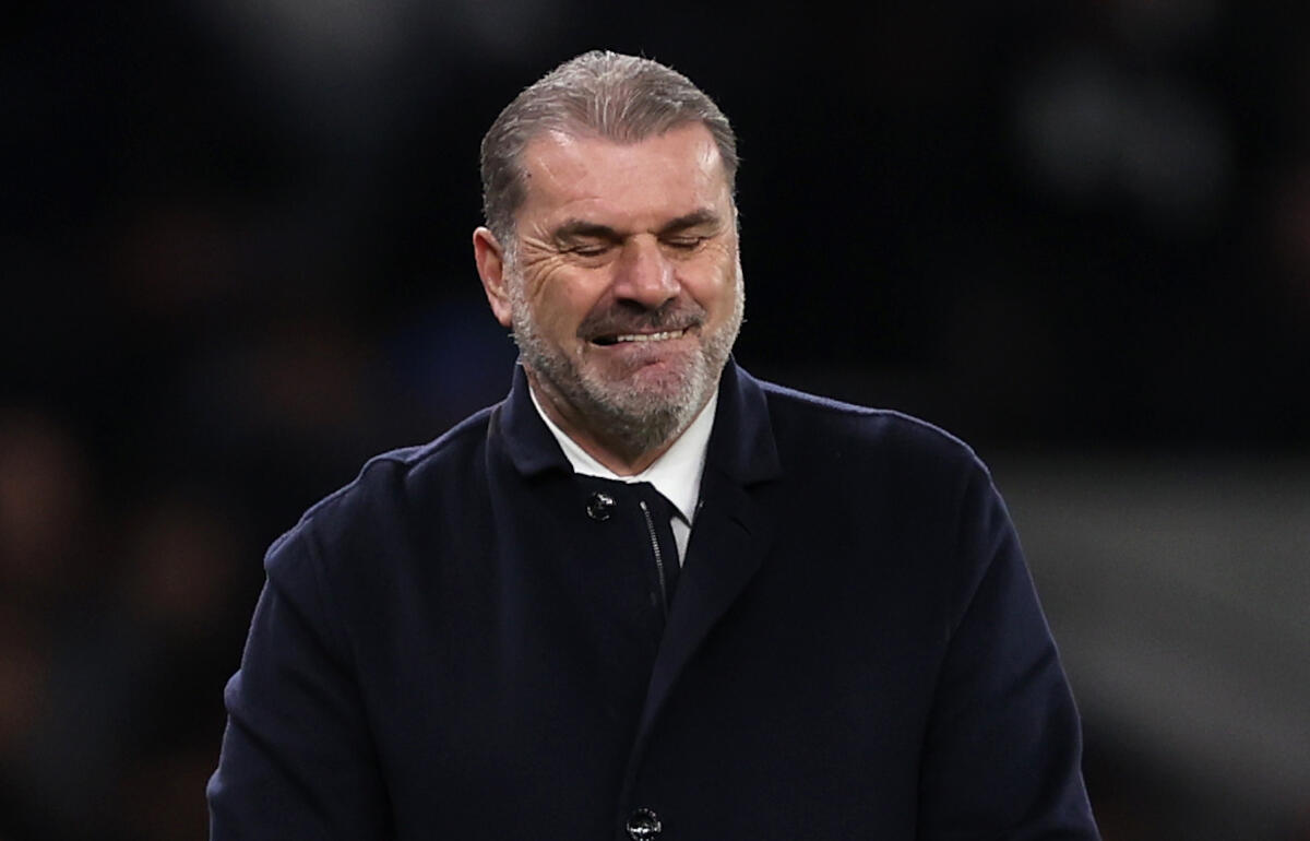 敗戦の弁を述べたポステコグルー監督