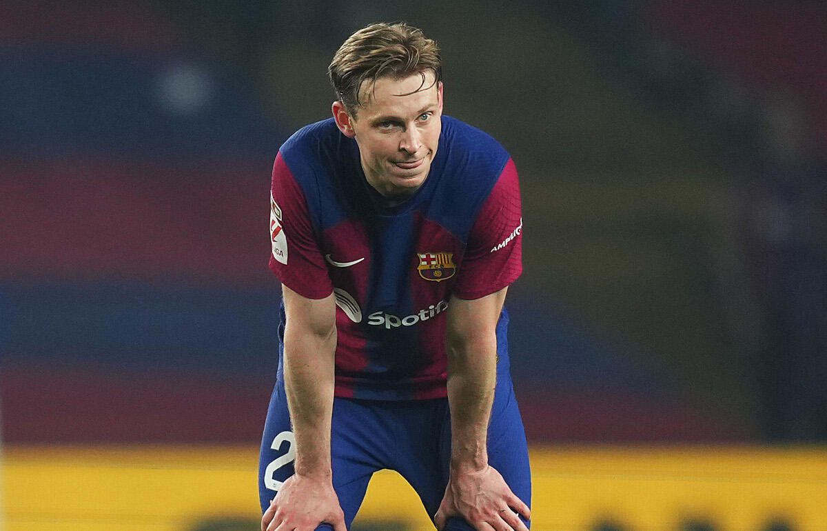 選手たちに問題があると述べたデ・ヨング