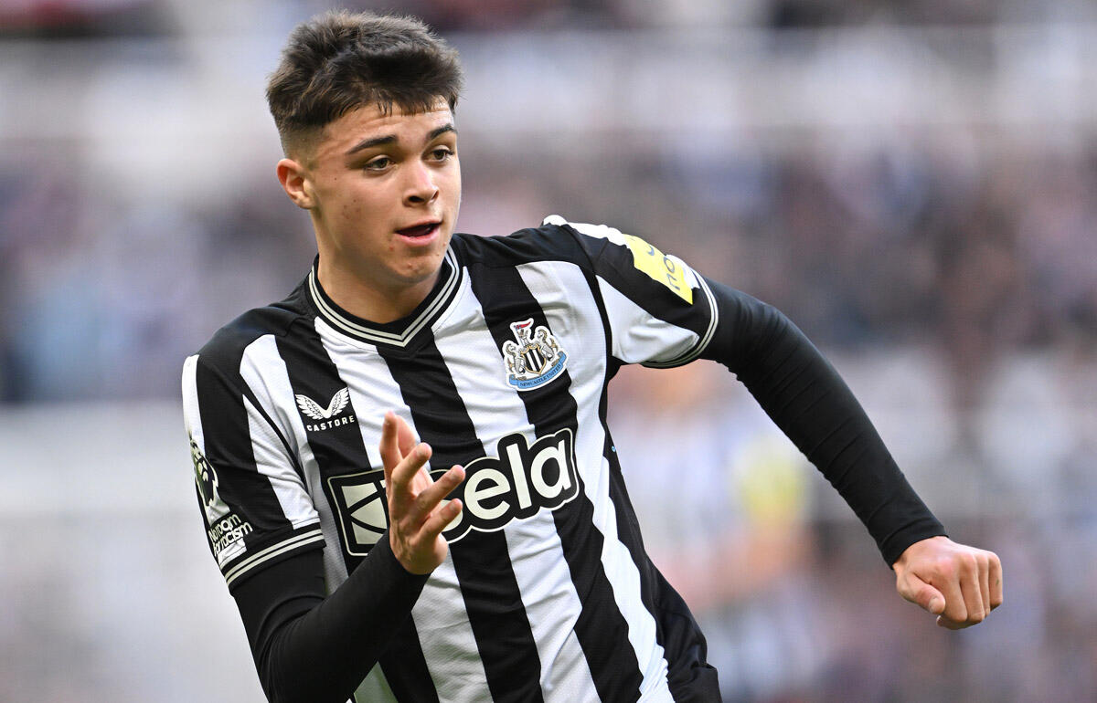 育ったクラブとプロ契約を結んだマイリー