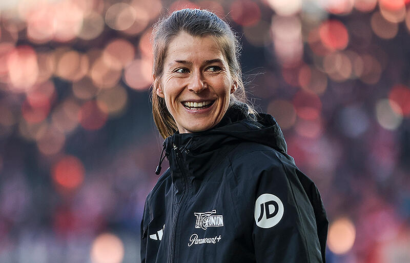 女性指揮官としてブンデス初采配＆勝利の快挙達成したイータ氏