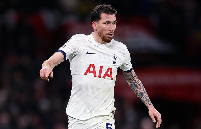 ホイビュアが今冬残留を決断か