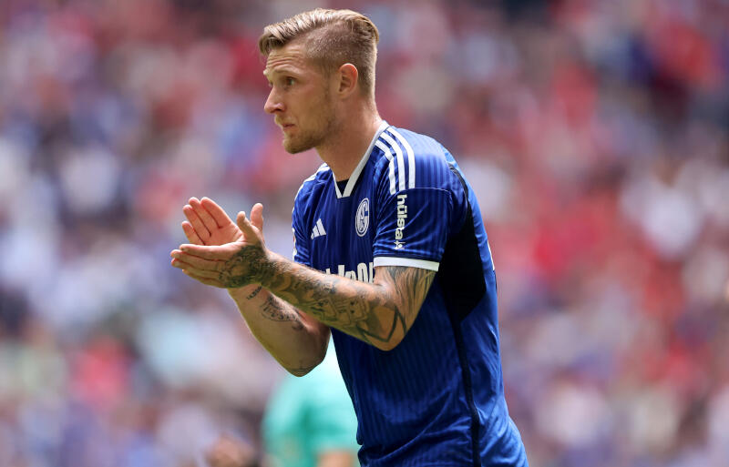 シャルケからレンタル加入するポルター