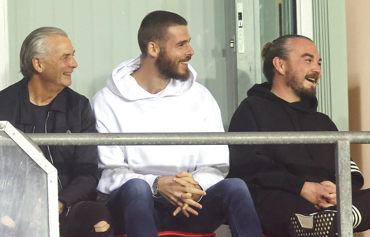 今冬も所属先が決まらないデ・ヘア