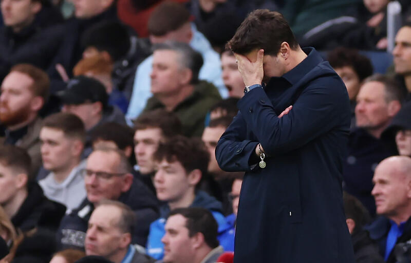 「申し訳なく思う」