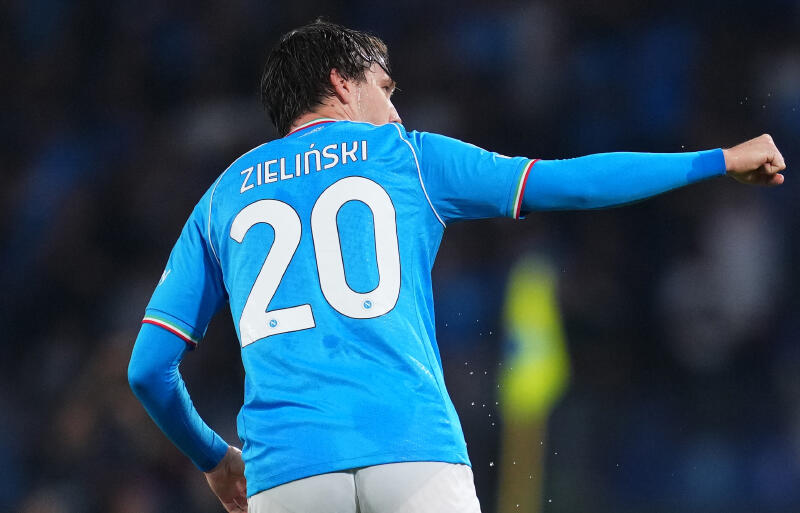 ナポリとの契約切れが迫るジエリンスキ。