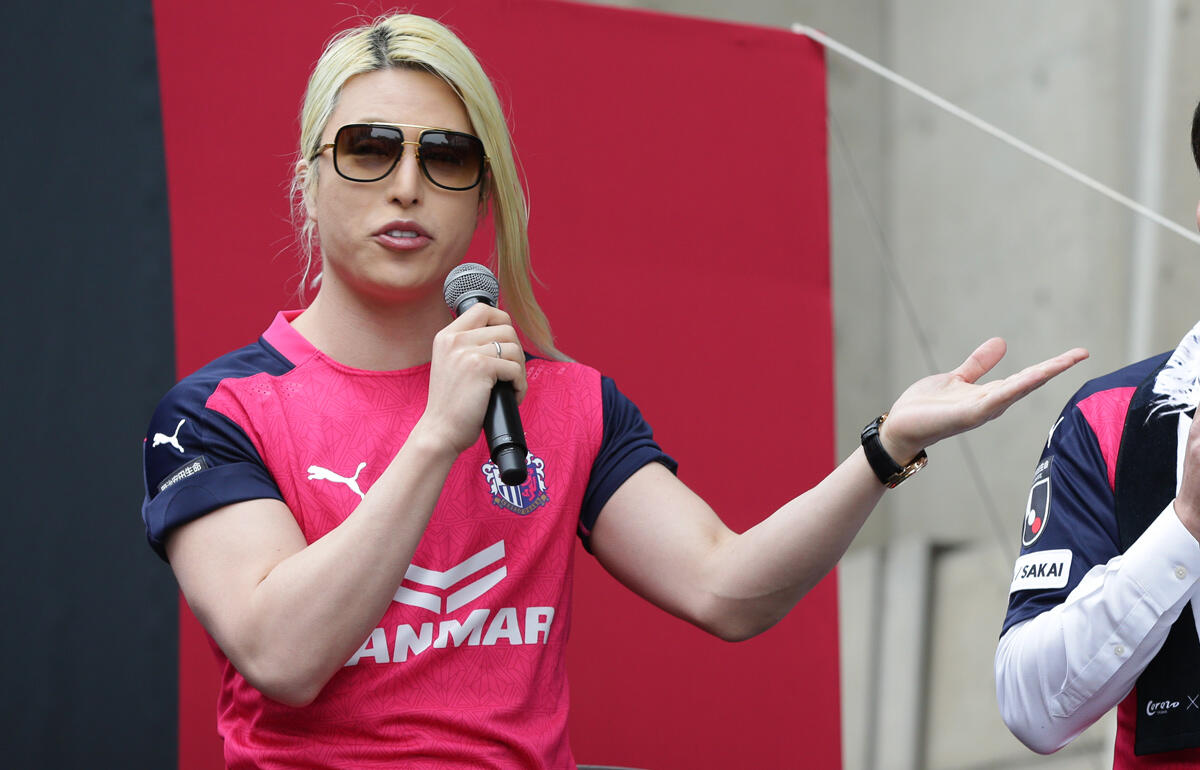 セレッソ大阪のアンバサダーにも就任しているROLAND(ローランド)氏