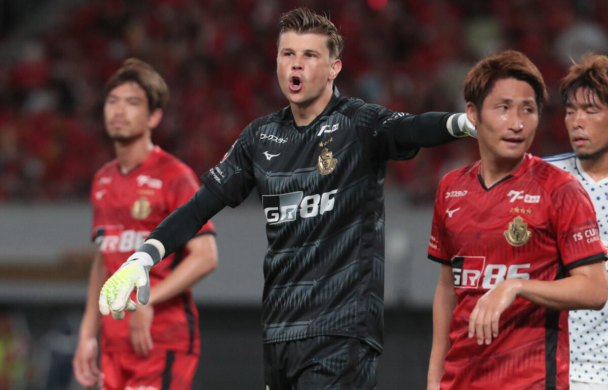 名古屋の新キャプテンに就任したランゲラック