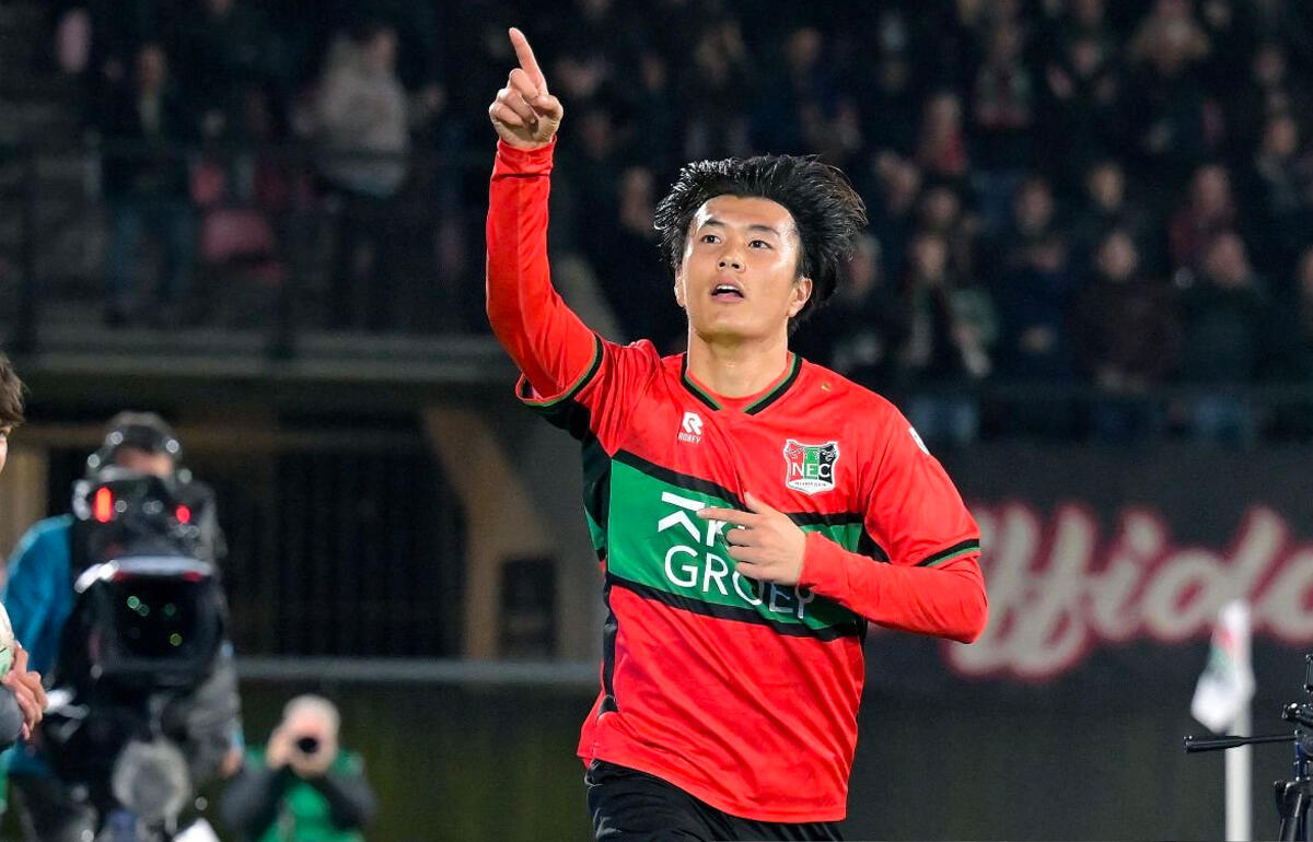 オランダ挑戦で2桁ゴールを達成している小川航基