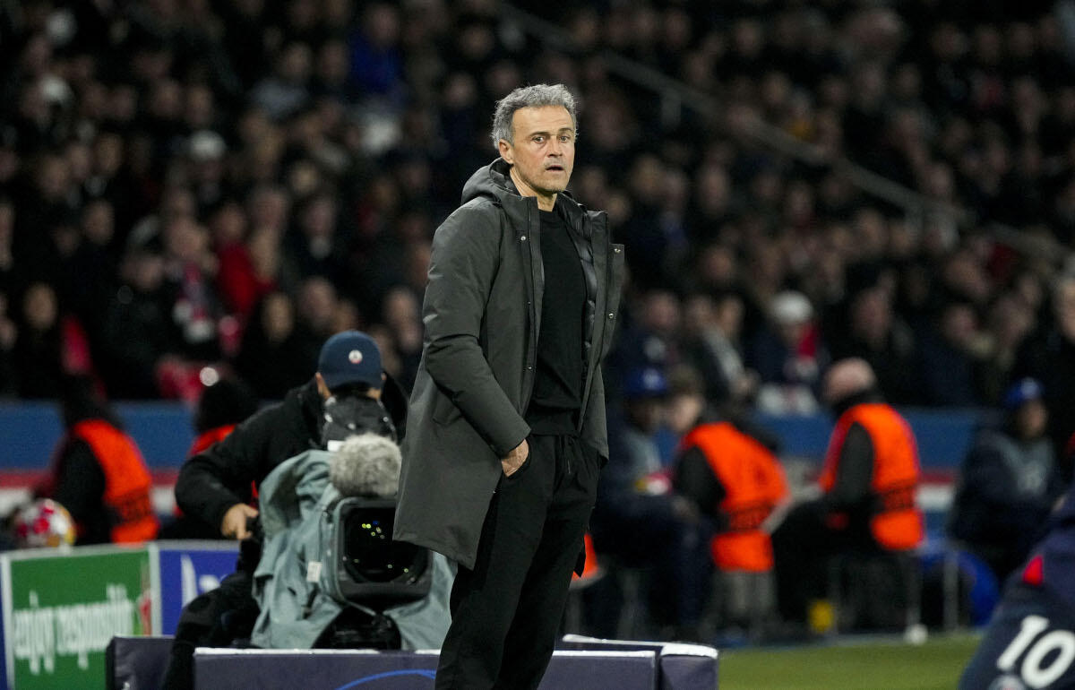 ホームでリードを得たエンリケ監督