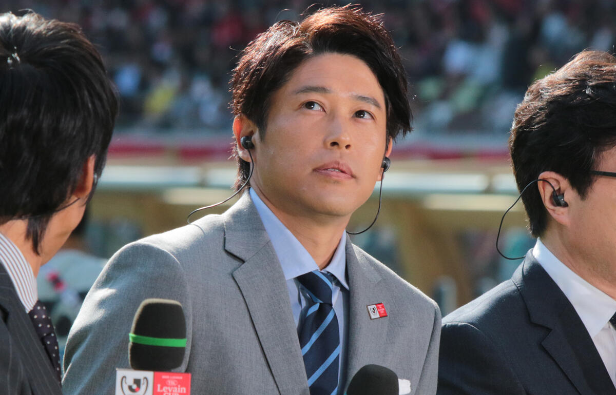 大胆なイメージチェンジを果たして話題の内田篤人氏