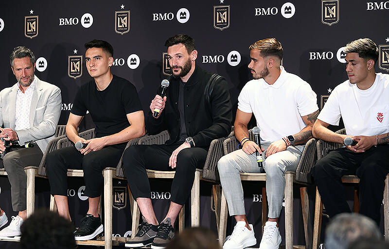 LAFC披露目会見に出席したロリス