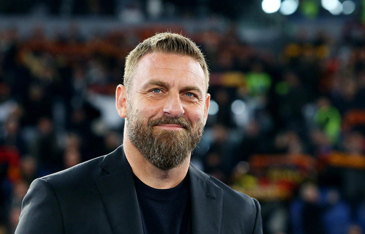 ローマのデ・ロッシ監督