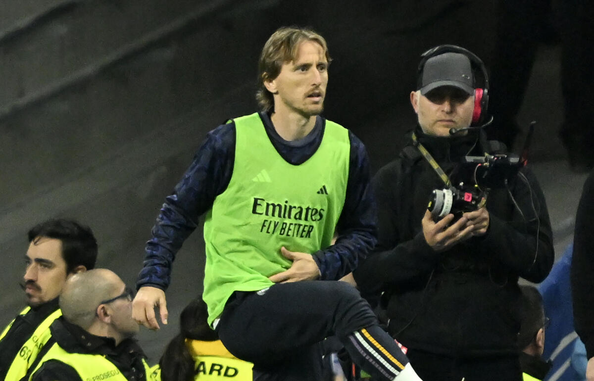 序列が下がっているモドリッチ