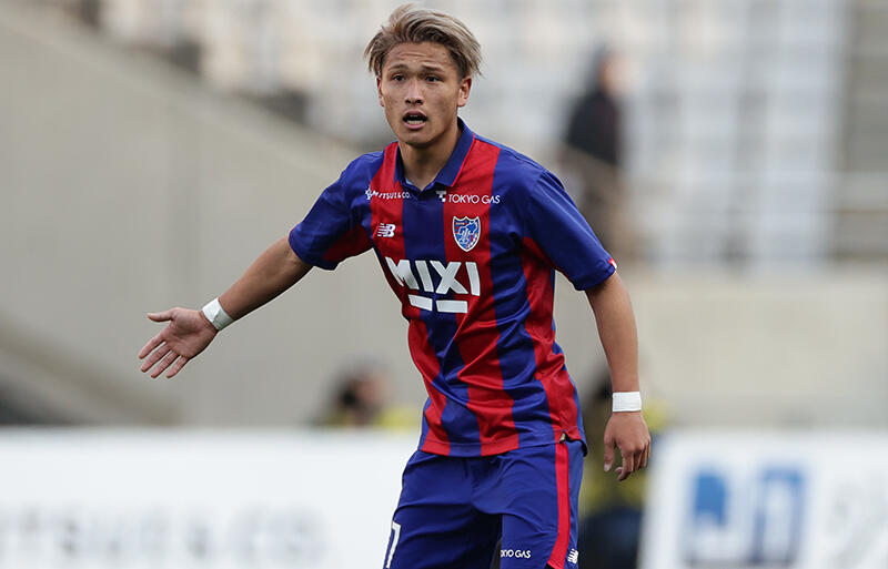 キャプテンの1人となった松木玖生