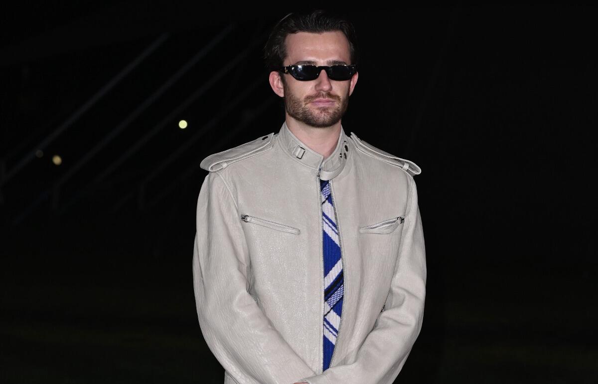 ロンドン・ファッションウィークを訪れたチェルシーのイングランド代表DFベン・チルウェル