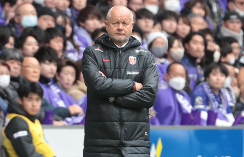 浦和が黒星発進。