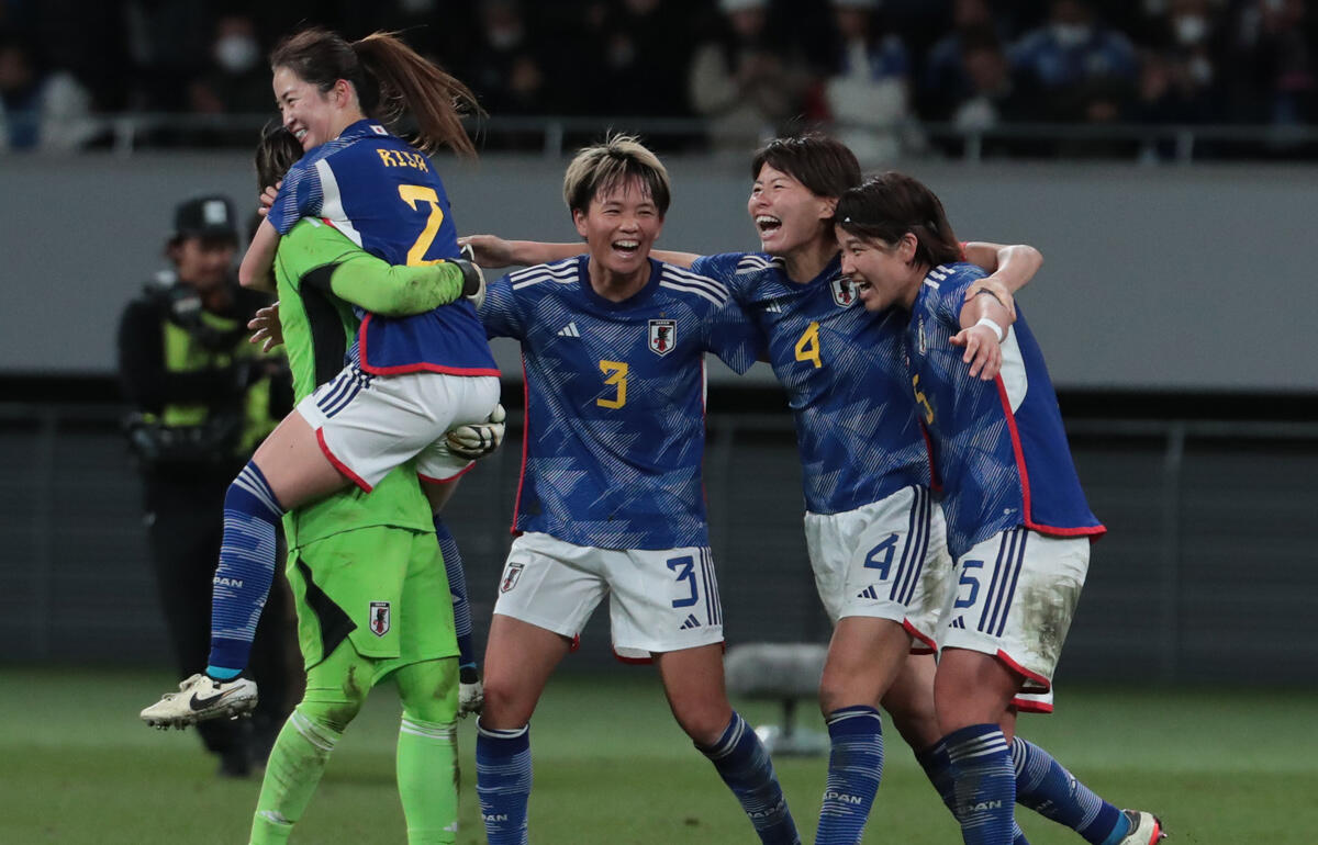 パリオリンピック出場権を獲得したなでしこジャパンの最終ライン