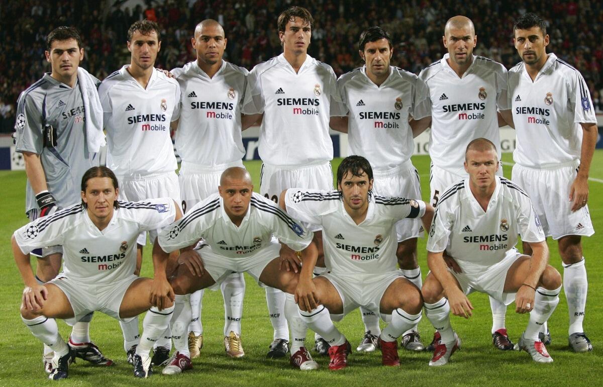 リークされたユニフォームデザインと似ている2004-05シーズンのレアル・マドリー
