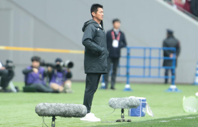 神戸はホーム開幕戦で指揮官不在に。