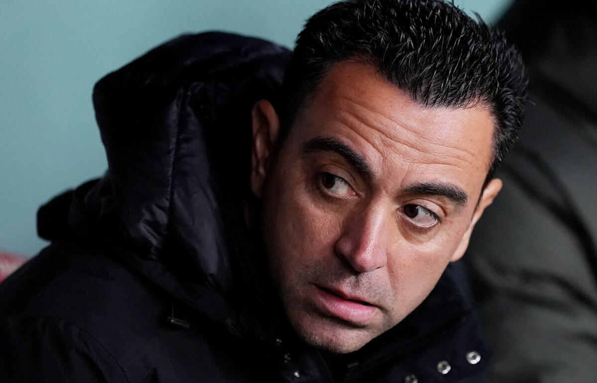 負傷者を嘆くチャビ監督