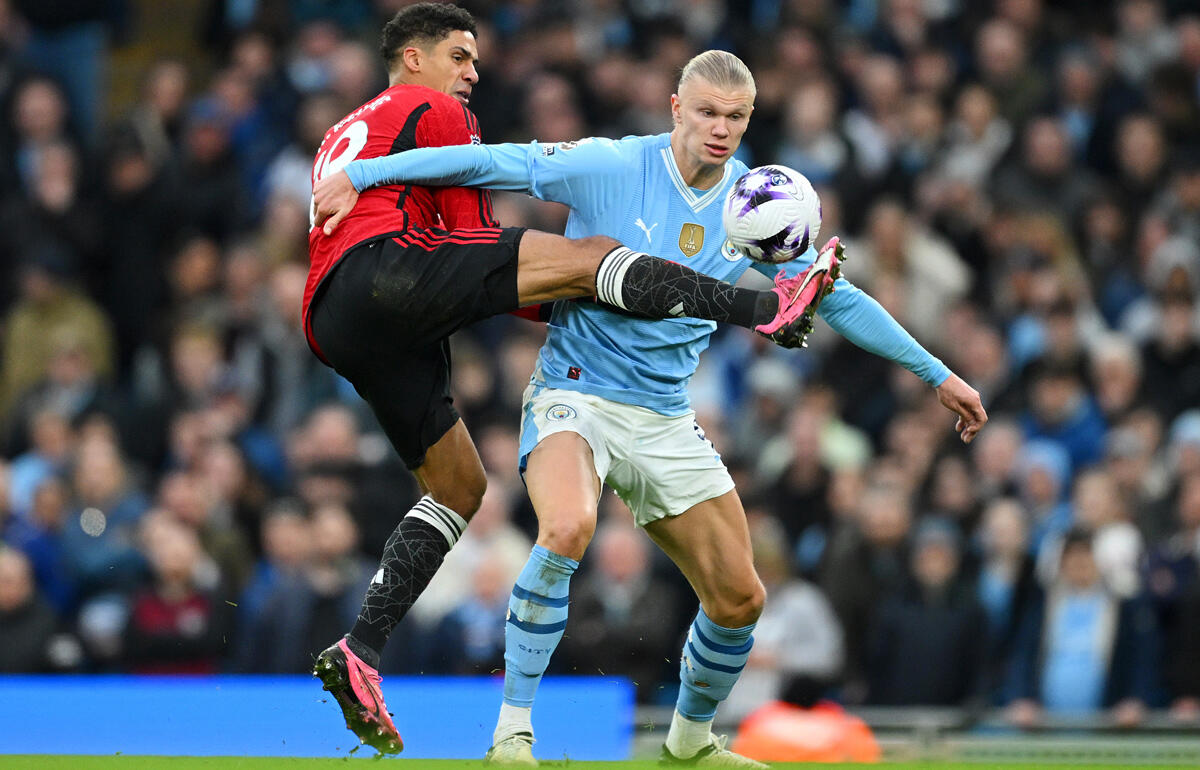 マンチェスター・ダービーはシティに軍配