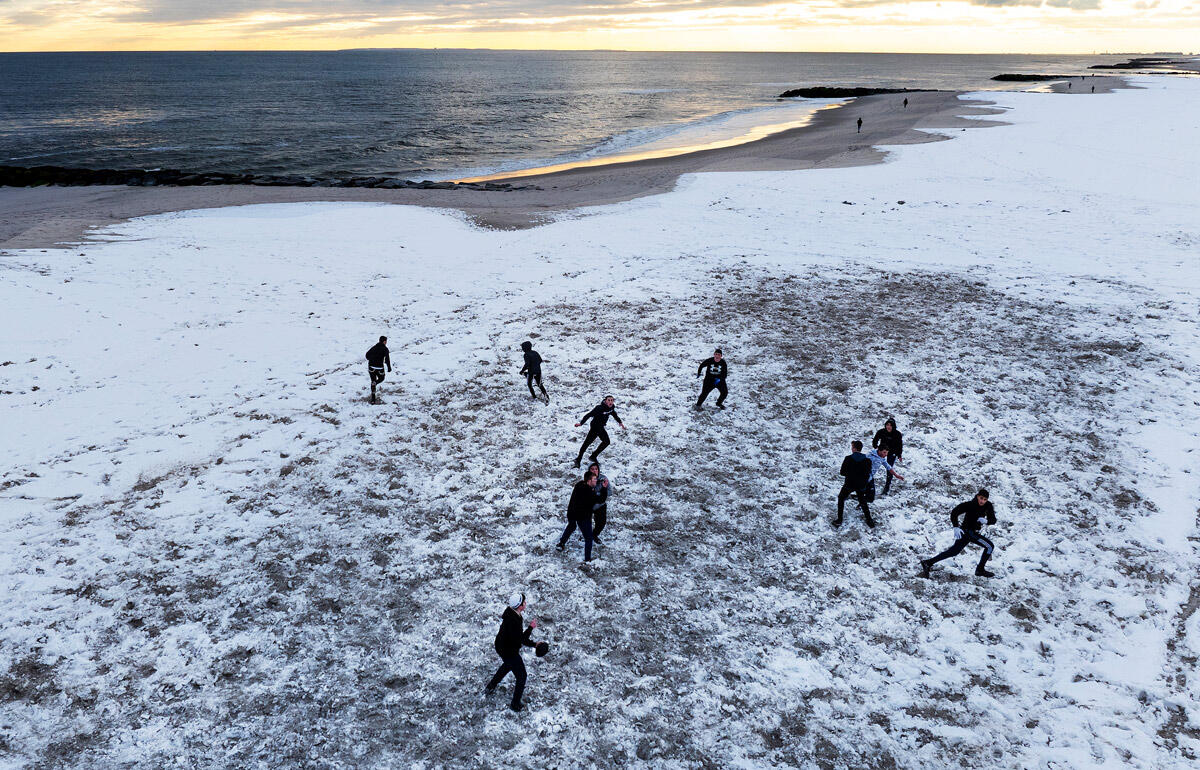 写真はイメージだが、これ以上に最悪なピッチに