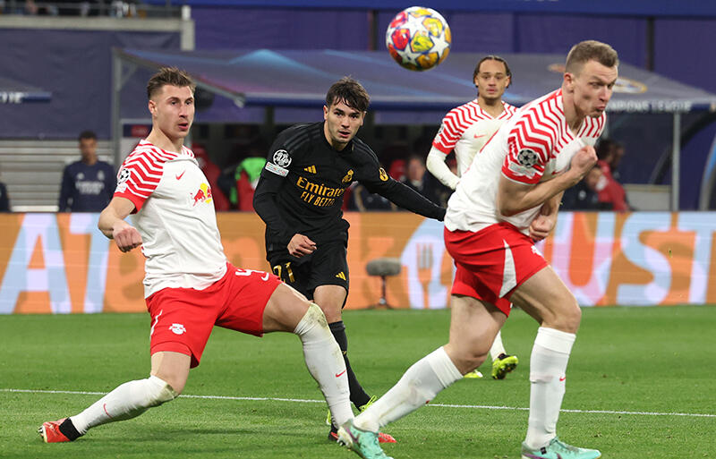 敵地で先勝のマドリー優位