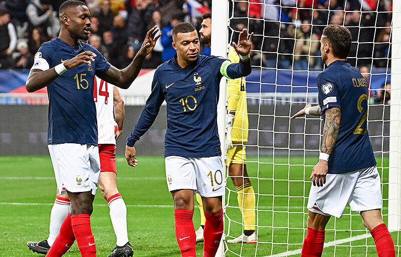 ムバッペらが順当招集