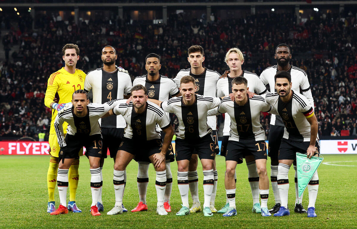 ドイツ代表の新ユニフォームが賛否分かれる結果に