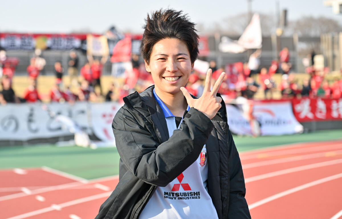 N相模原戦でハットトリックを達成した浦和の清家貴子