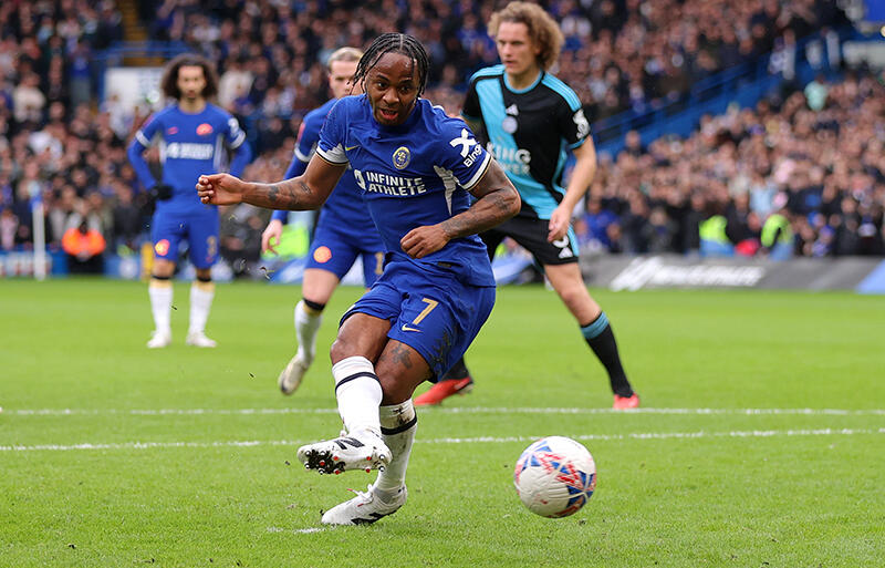 PK失敗など精彩を欠いたFWラヒーム・スターリングは非難の的に