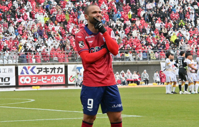 岡山を3連勝に導いたグレイソン。