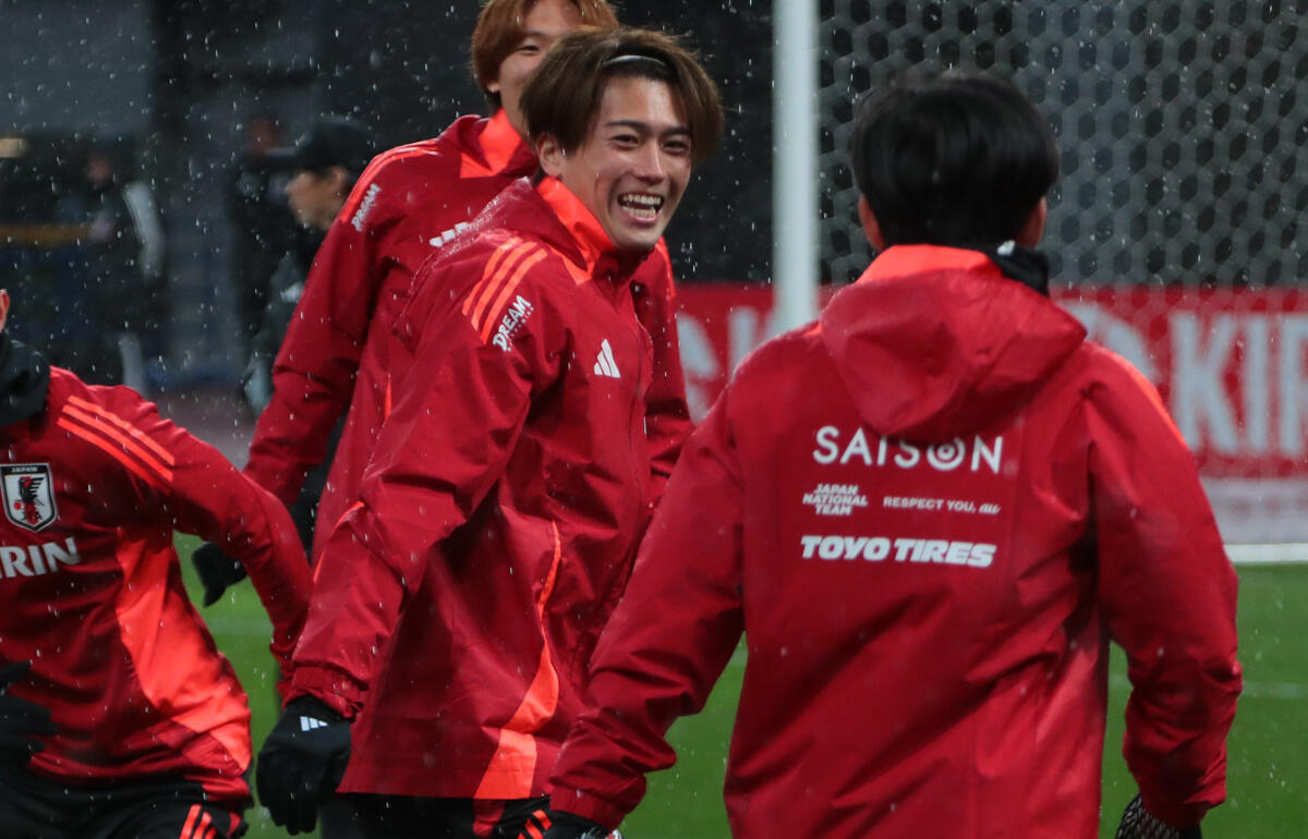 意気込みを語った中村敬斗