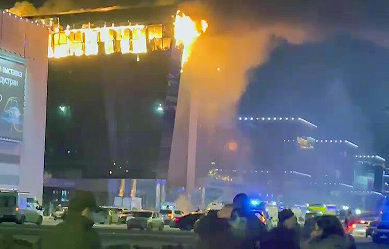 22日にモスクワのコンサート会場でテロ事件発生