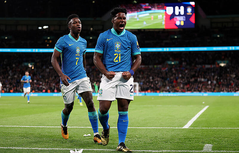 ユニフォーム サッカー 安い  2024
