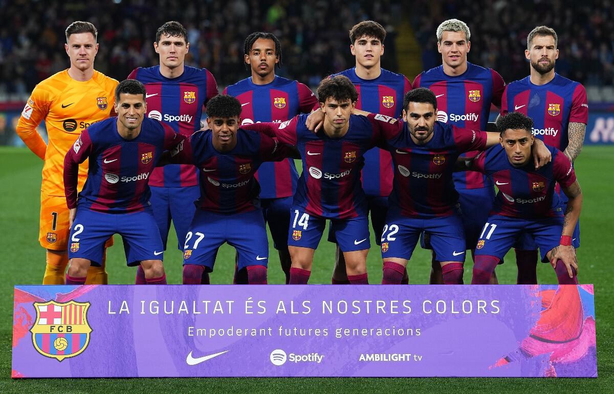 サッカー ユニフォーム 青  2024