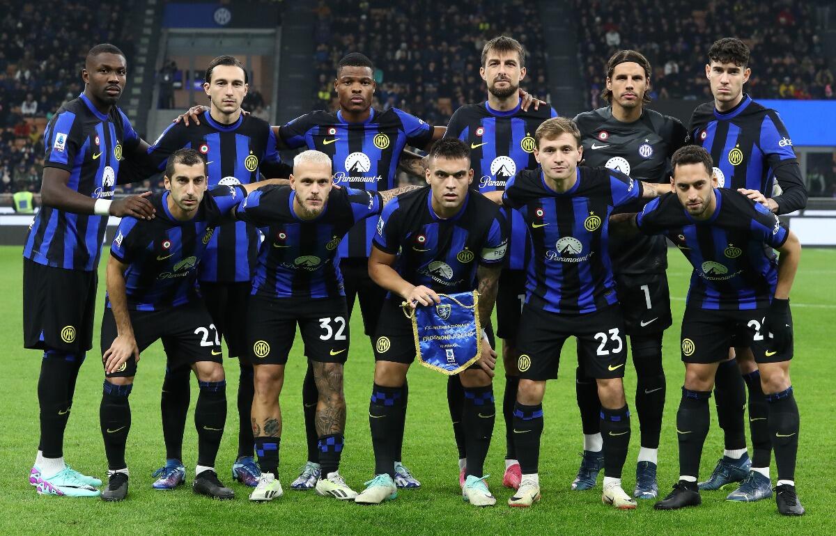 サッカー ユニフォーム セット  2024