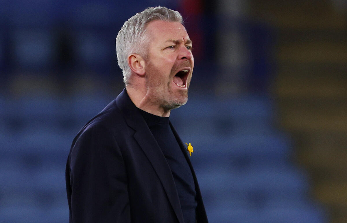 選手との関係を疑われ解任されたカーク監督